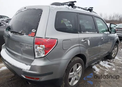 2010 Subaru Forester 2.5X Limited z USA, uszkodzony, nr VIN JF2SH6DC8AH787681